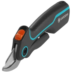 AssistCut
