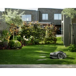 Automower® 305E NERA med Slinglös Teknik