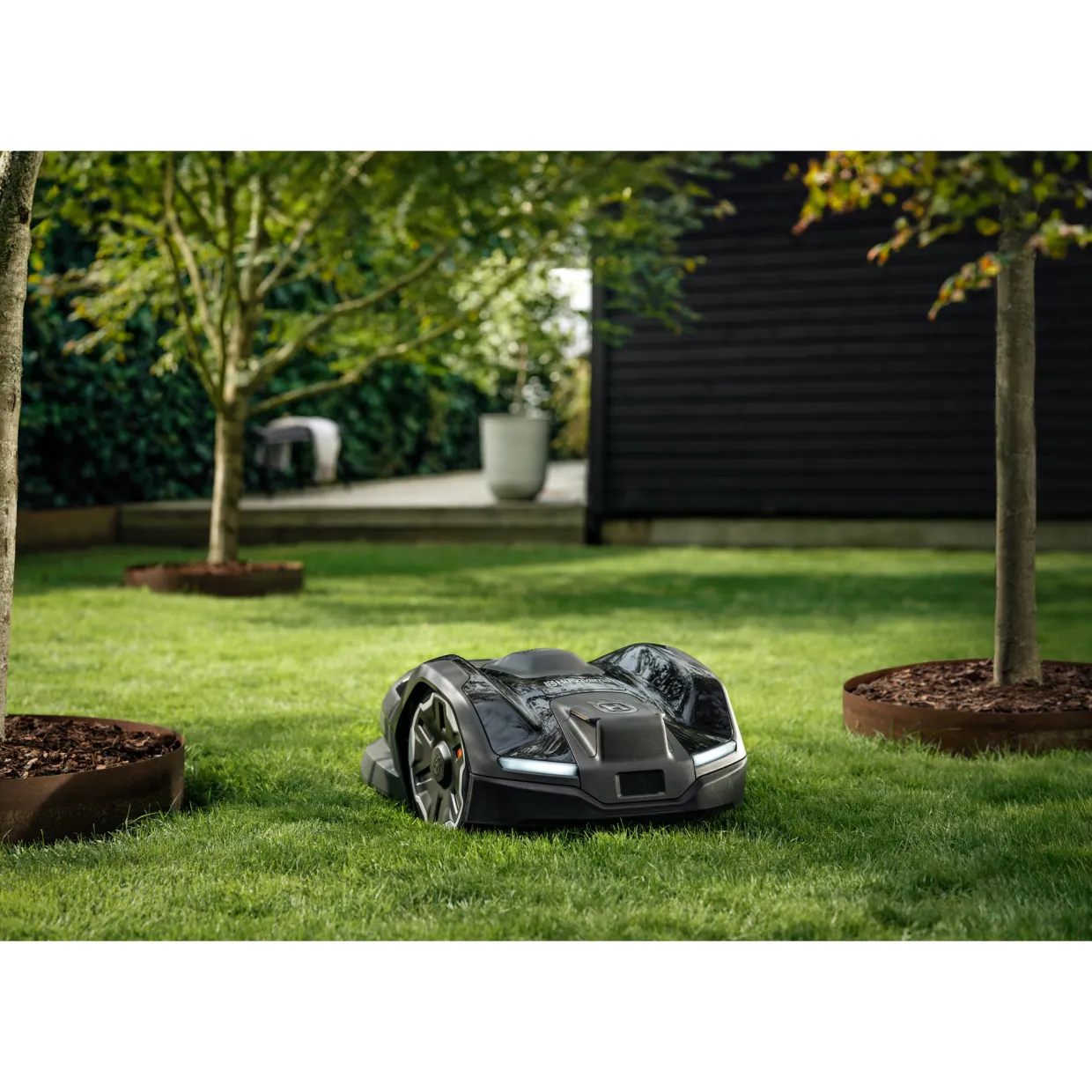Automower® 310E NERA med Slinglös Teknik