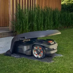 Automower® 320 Nera Med Robothus & Reservkniv