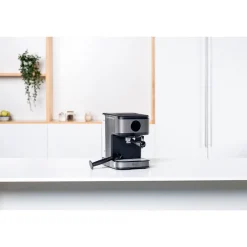 20 Bar med Mjölkskummare 850W 1,5L