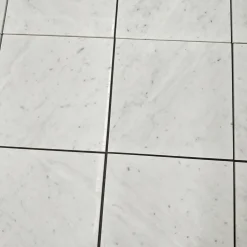 Bianco Carrara C Polerad 30x30 cm