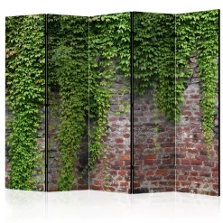 Brick and Ivy II 225x172 cm
