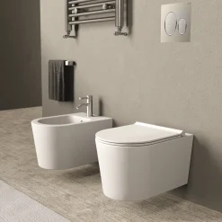 Elba med WC-fixtur och Spolplatta