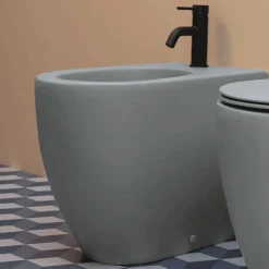 Glomp Golvstående BTW