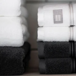 Hotel Vit-Beige