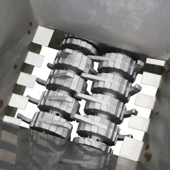 7 L