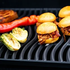 Legend 365 med Grillöverdrag och Grillborste
