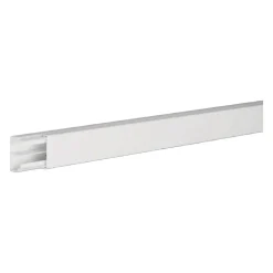 LF 20 x 33 mm 2-fack PVC 2 meter Vit RAL 9016