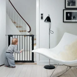 Modig Svart