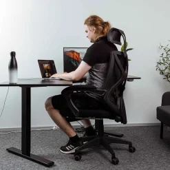 Office Pro Stol med Andningsväv & Utdragbart Fotstöd
