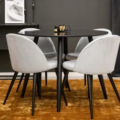 Plaza med 4st Velvet Stolar