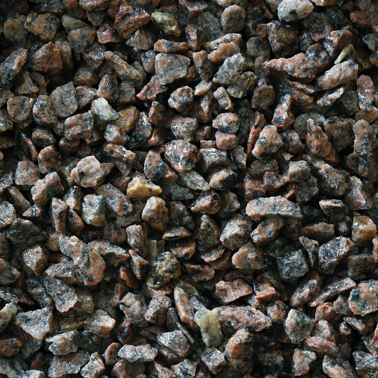 Röd Granitkross 8-11 mm, 1000 kg Säck