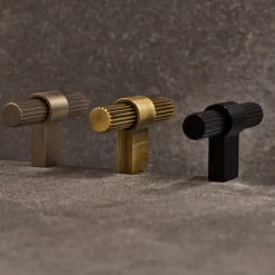 T Helix Stripe