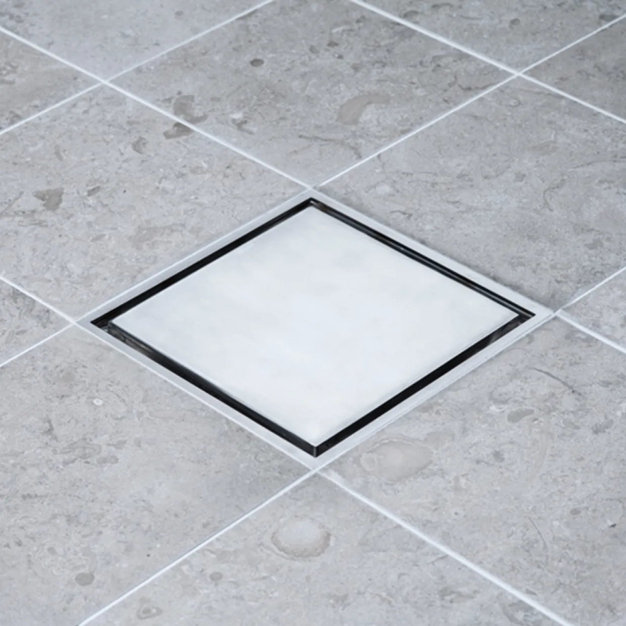 Tile in Frame 147 Borstad