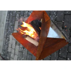 Triangel Inkl Fat Corten 64x64x54 cm
