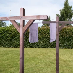 Utomhusställning i Tryckimpregnerat Trä med 20m Tråd