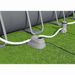 2800 W